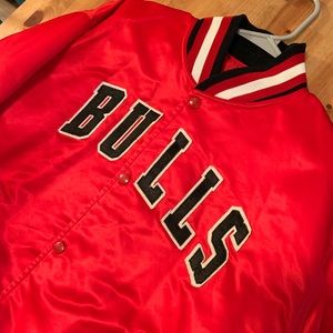 Vintage Chicago Bulls Starter Jacket (90’s)